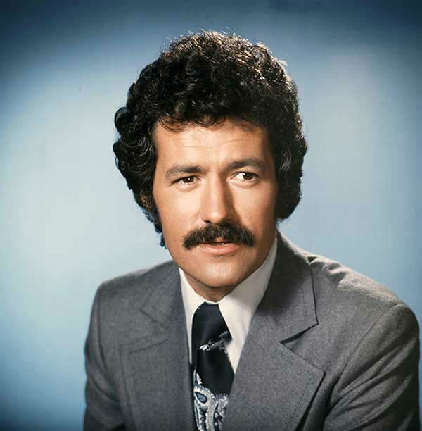 Alex Trebek AI persona voice preview — VocalMask